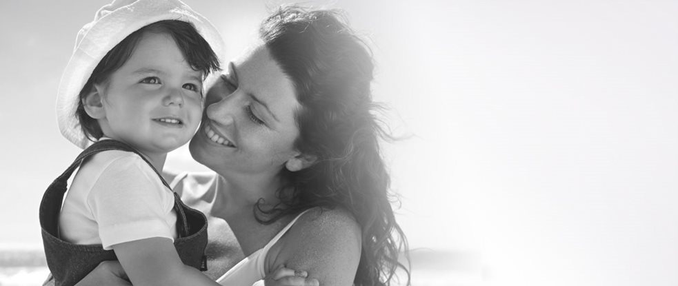 Mujer con su hijo